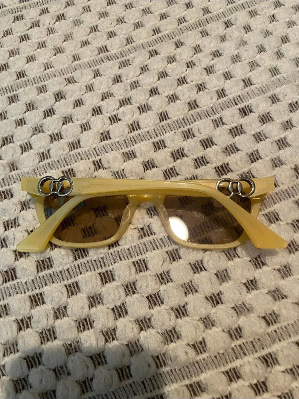 Gentle Monster Jennie XOXO Y1 Yellow Green Square Sunglasses EXC No Case